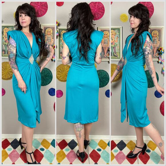 Vintage 1970s Teal Sleeveless Ruched Mini Cocktail Disco Dress - Picture 3 of 8